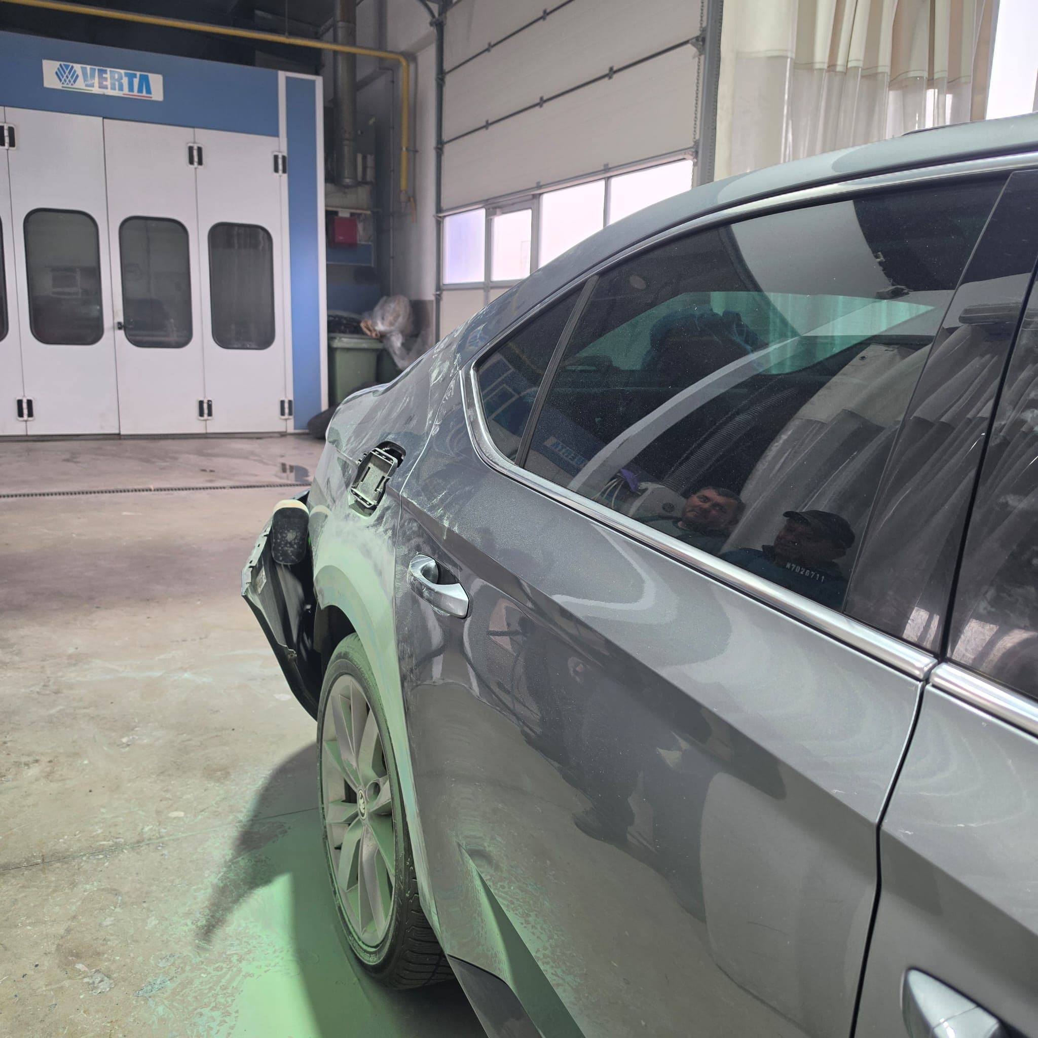 Daună auto în reparație Sibiu — pregătire vopsitorie Dr. Auto