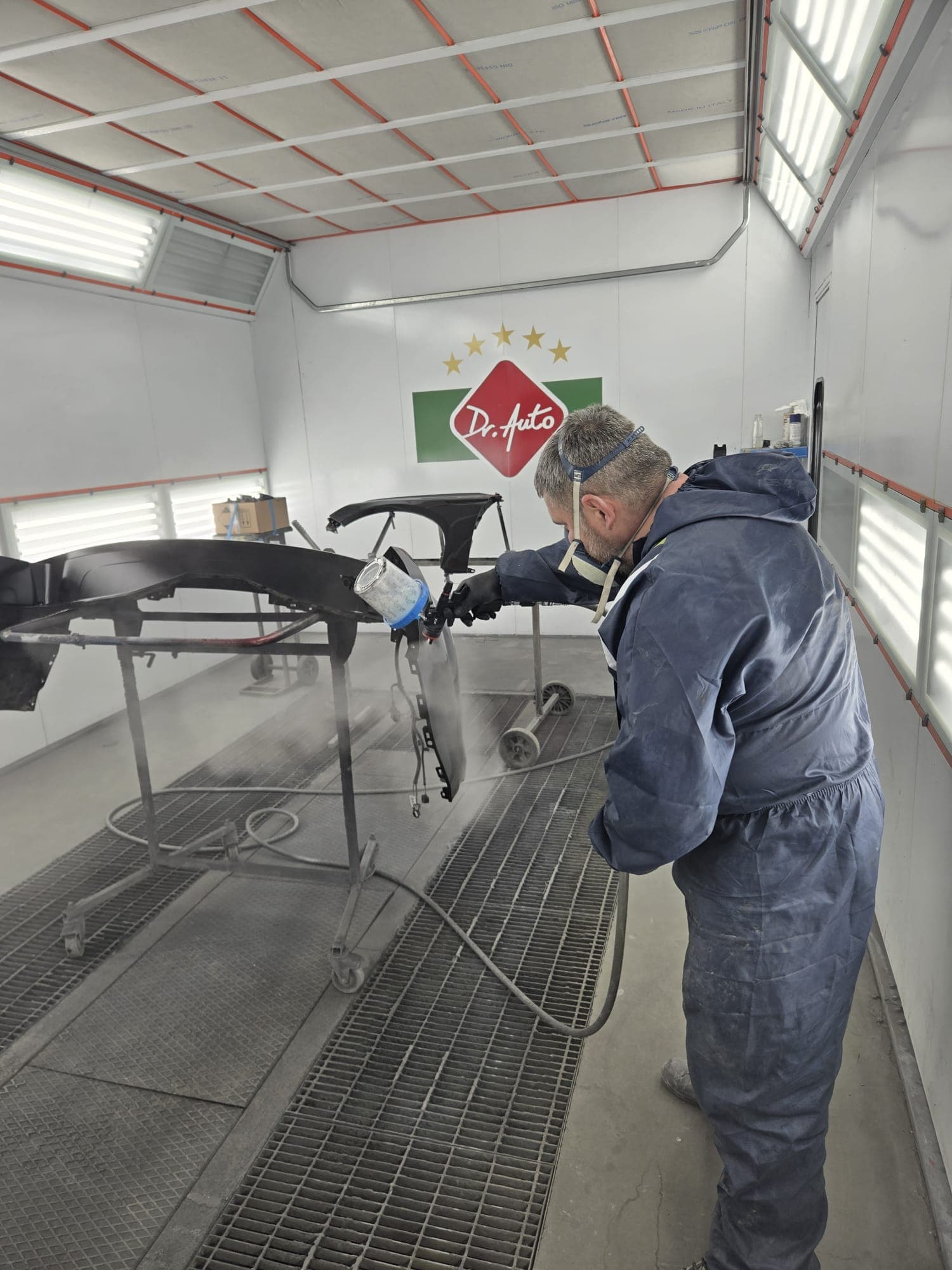 Vopsire elemente auto Sibiu — cabină profesională Dr. Auto
