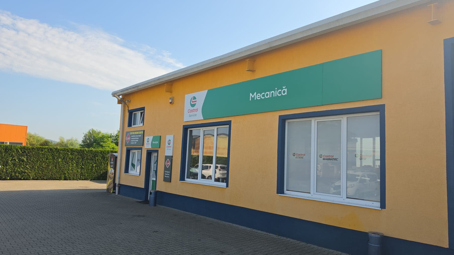 Service auto Sibiu — secțiune mecanică Castrol Dr. Auto